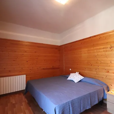 House In Roses With Waterfront Views Σπίτι διακοπών